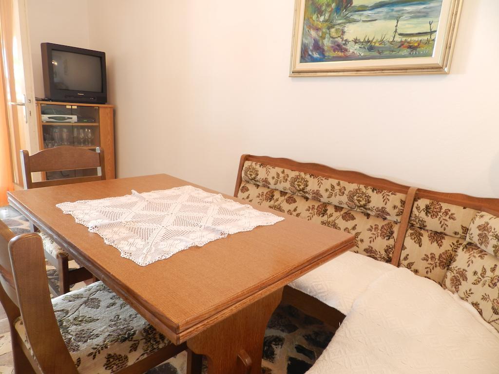 Apartment Mihalj Jadrija-Ground Floor Cameră foto